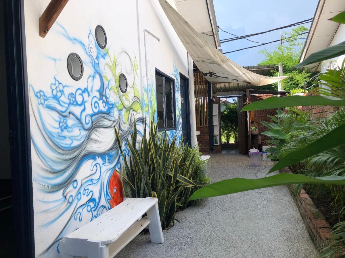 Rembulan Langkawi Guesthouse Pantai Cenang  Exterior photo